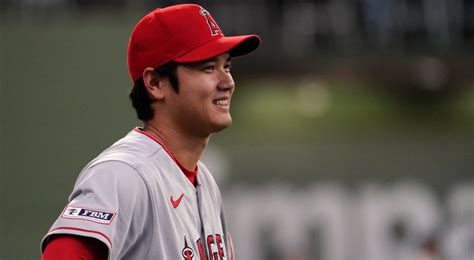 Shohei Ohtani to be introduced at Dodger Stadium on Thursday after record $700 million deal